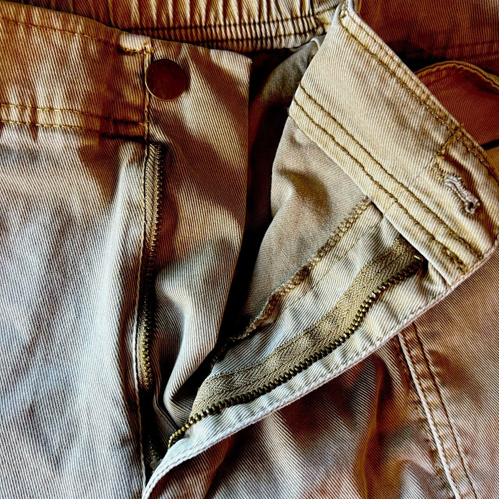 Women’s cargo shorts